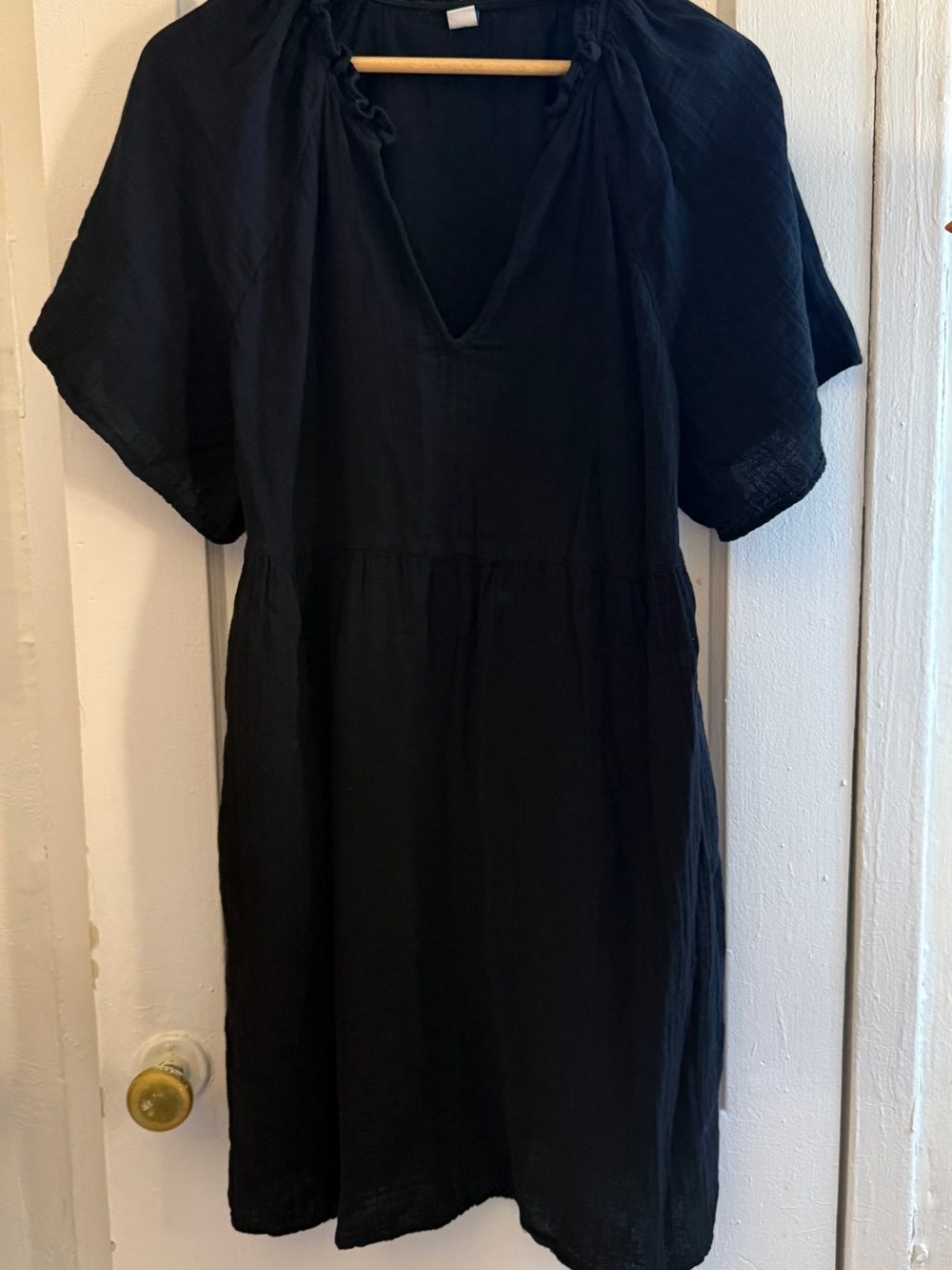 Old Navy Black V-Neck Mini Dress